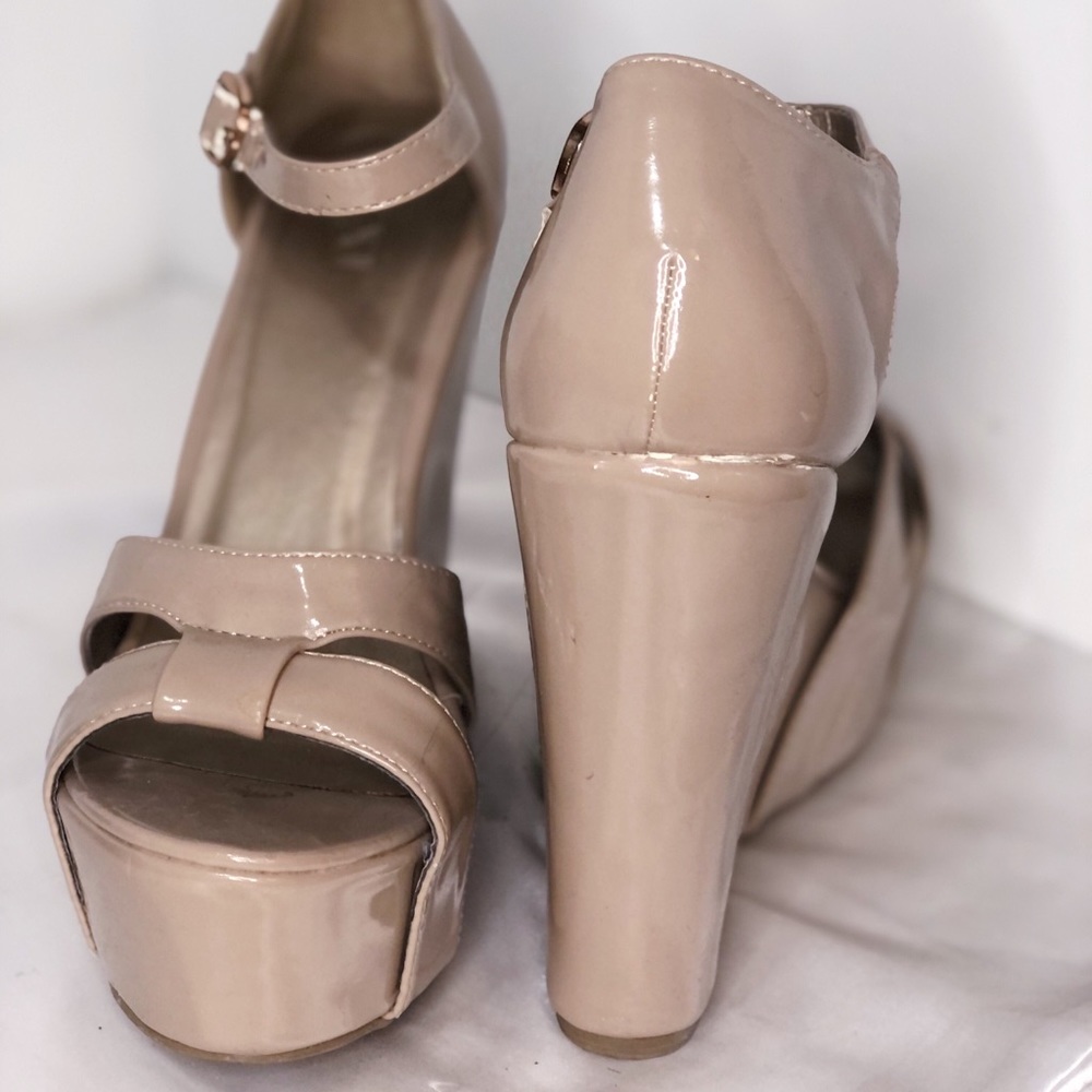 Forever 21 cream wedges